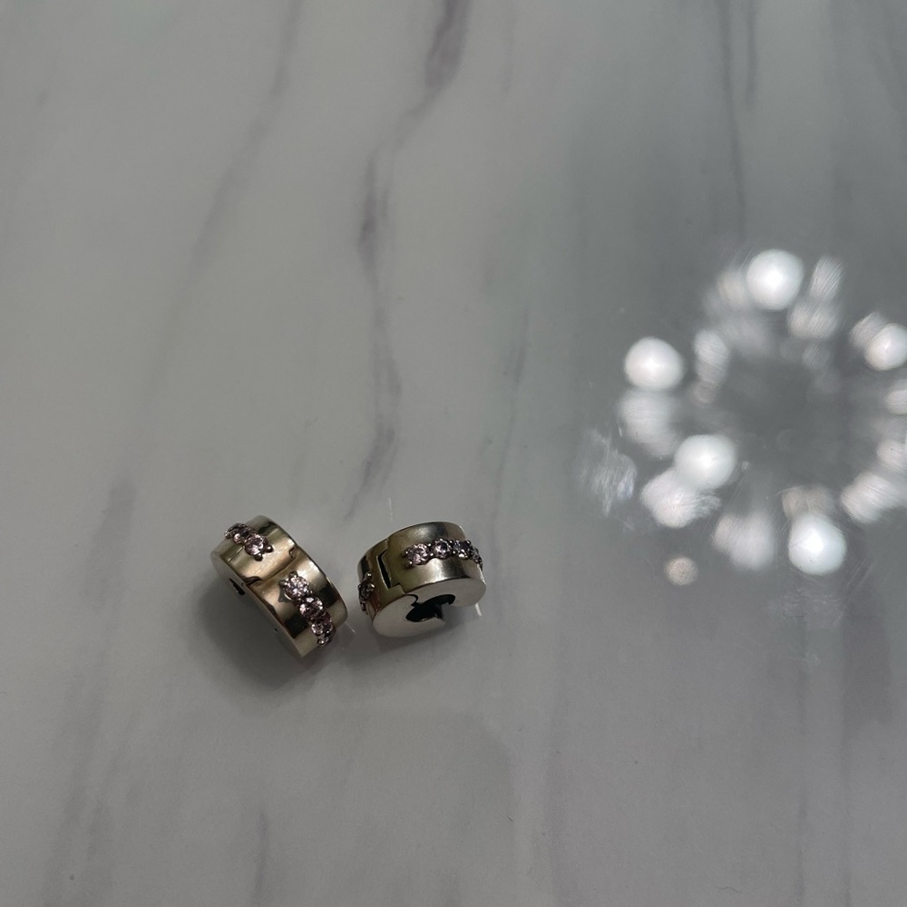 Pandora Clip Charm